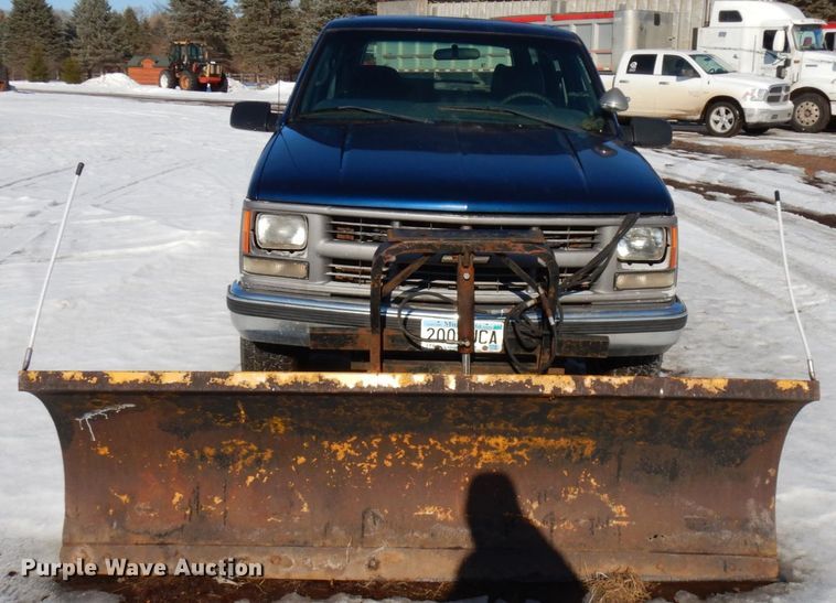 image for item IA9371 1999 Chevrolet Tahoe  SUV