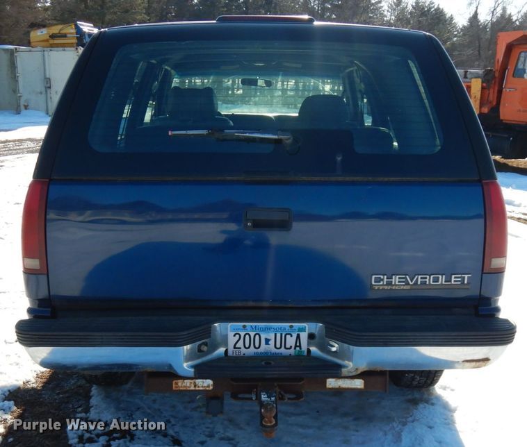 image for item IA9371 1999 Chevrolet Tahoe  SUV