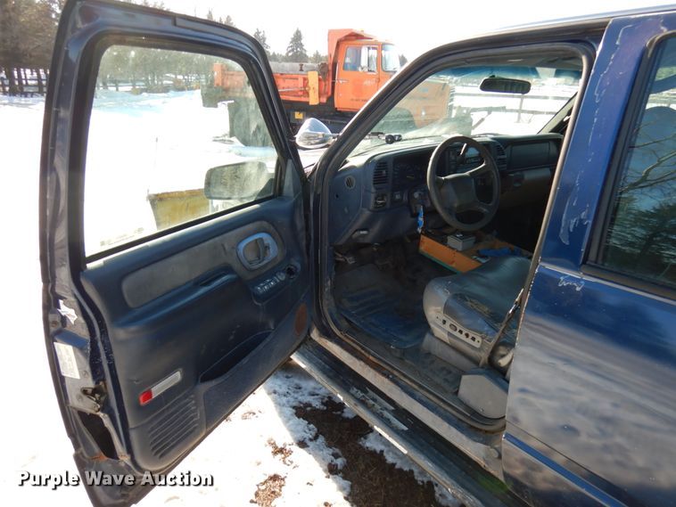 image for item IA9371 1999 Chevrolet Tahoe  SUV