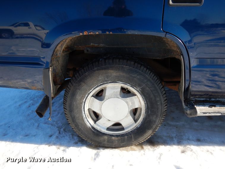 image for item IA9371 1999 Chevrolet Tahoe  SUV