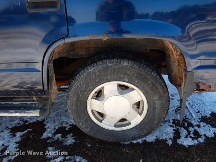 image for item IA9371 1999 Chevrolet Tahoe  SUV