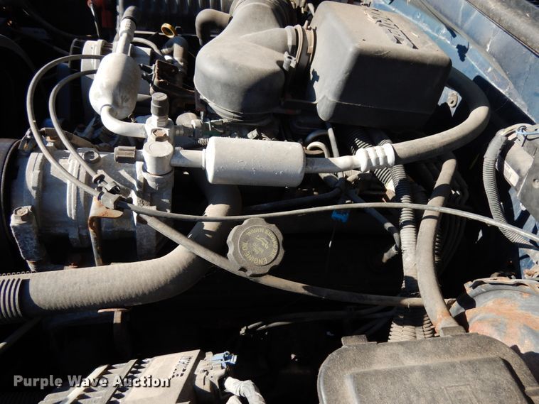 image for item IA9371 1999 Chevrolet Tahoe  SUV