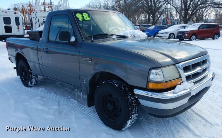 image for item IP9019 1998 Ford Ranger XLT  pickup truck