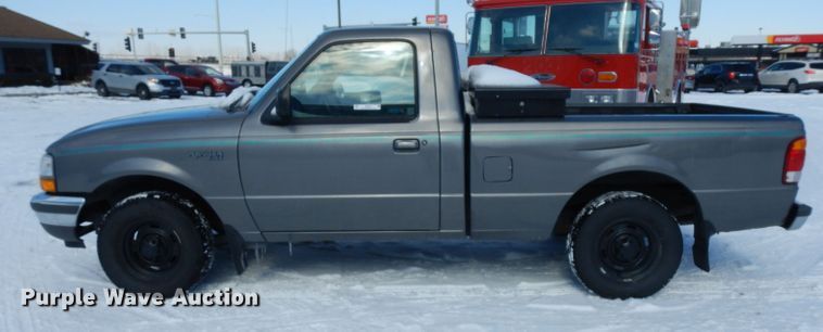 image for item IP9019 1998 Ford Ranger XLT  pickup truck