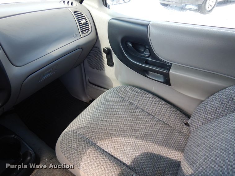 image for item IP9019 1998 Ford Ranger XLT  pickup truck