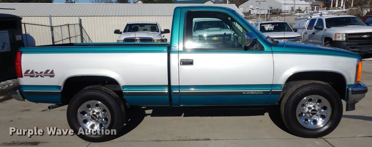 image for item IP9027 1993 GMC Sierra K1500  pickup truck