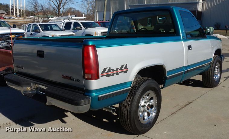 image for item IP9027 1993 GMC Sierra K1500  pickup truck