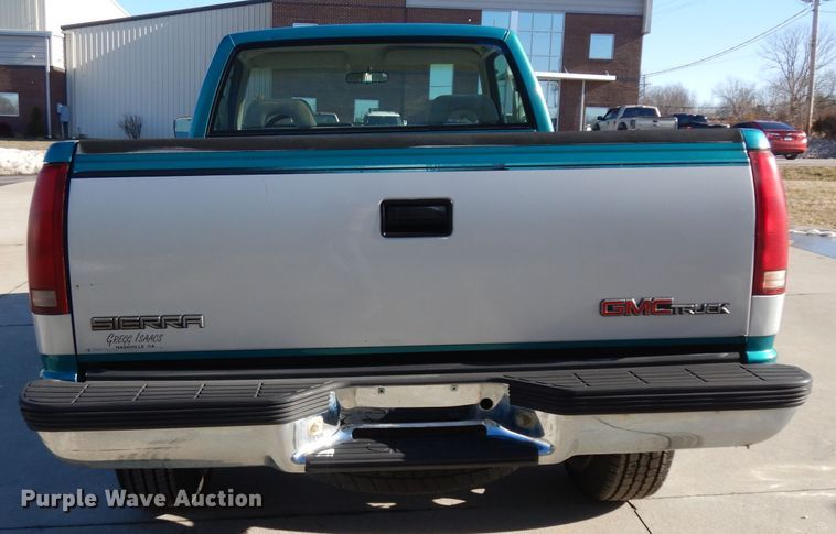 image for item IP9027 1993 GMC Sierra K1500  pickup truck