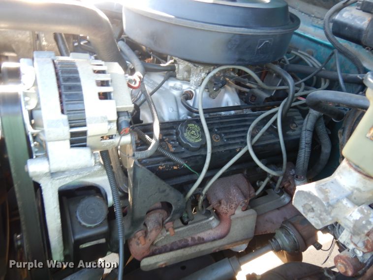 image for item IP9027 1993 GMC Sierra K1500  pickup truck