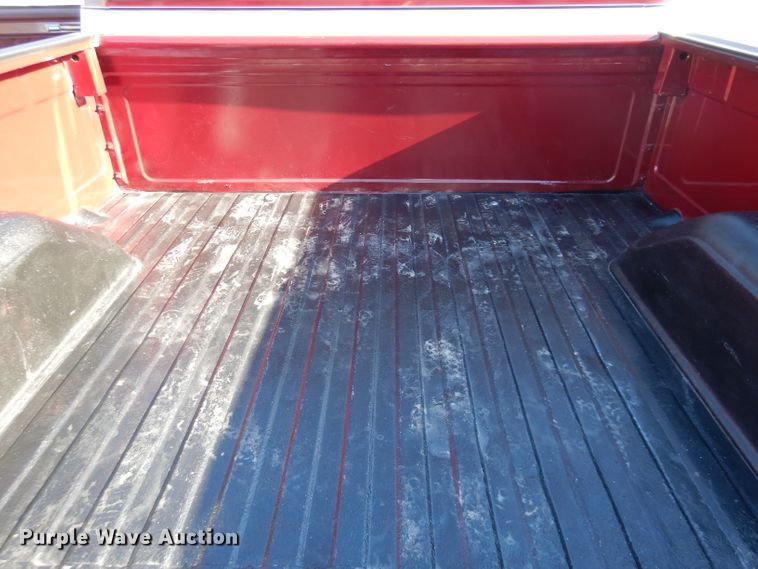 image for item IP9028 1981 GMC C1500  pickup truck