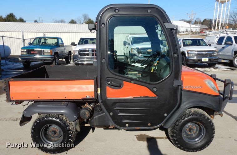 image for item IP9029 Kubota RTV 1100  utility vehicle