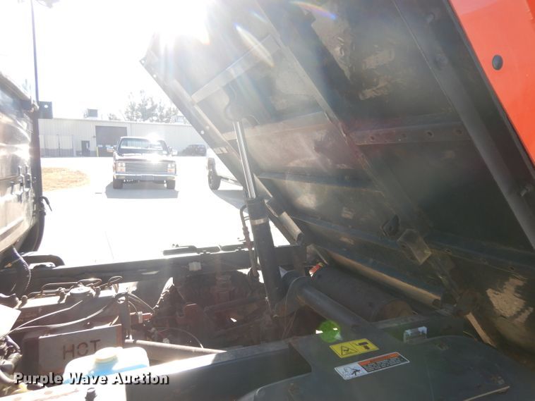 image for item IP9029 Kubota RTV 1100  utility vehicle