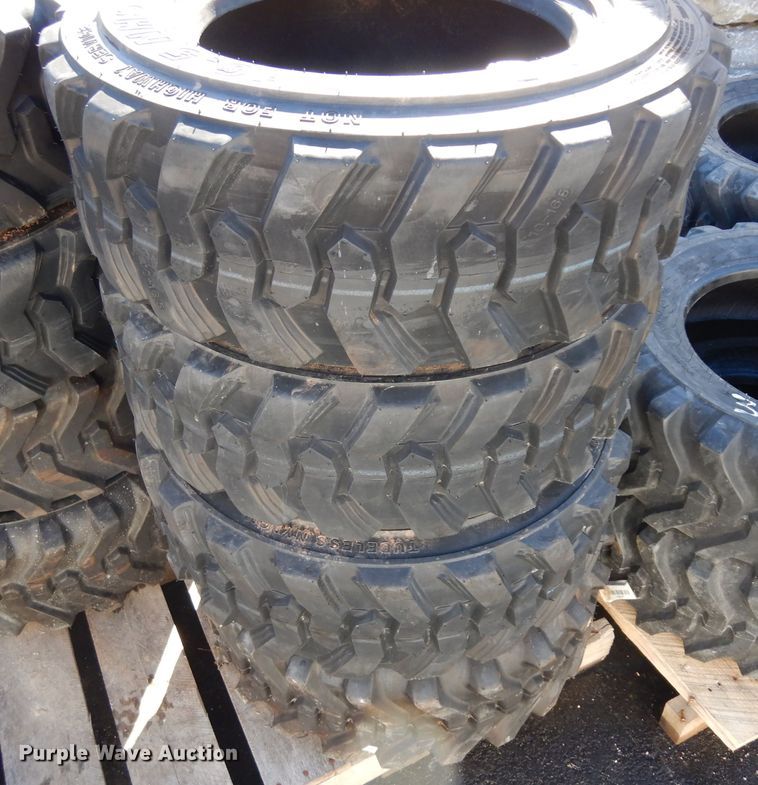 image for item IP9030 (4) Loadmax skid steer tires