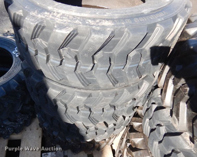 image for item IP9030 (4) Loadmax skid steer tires