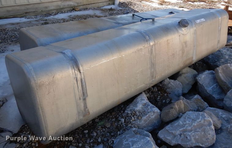 image for item IP9035 (2) aluminum fuel tanks
