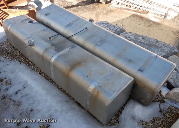 image for item IP9035 (2) aluminum fuel tanks