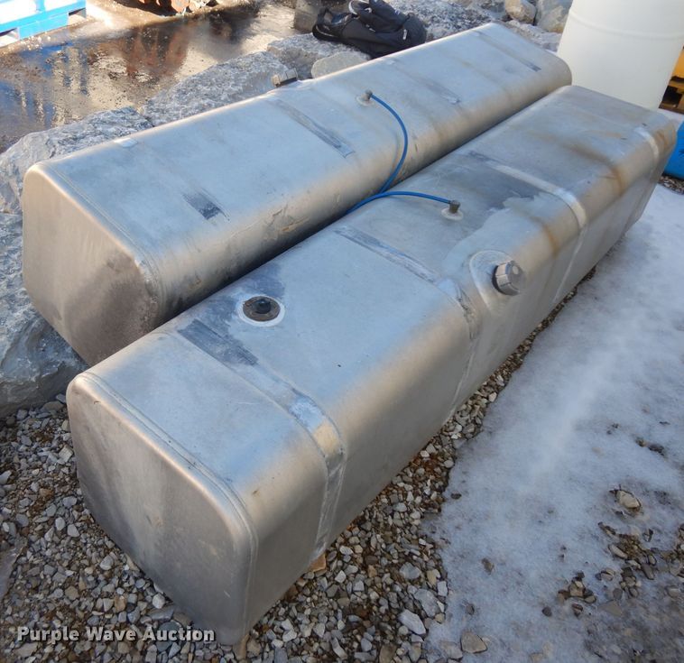 image for item IP9035 (2) aluminum fuel tanks