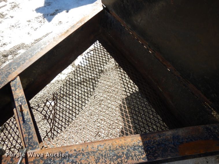 image for item IP9036 2013 Kaufman  equipment trailer