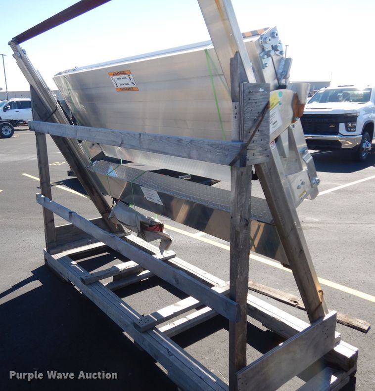 image for item IP9045 Tommy Gate lift gate