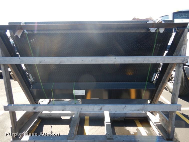 image for item IP9046 Tommy Gate lift gate