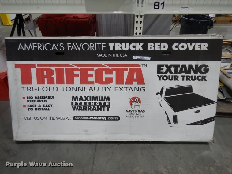 image for item IP9052 Extang Trifecta tri-fold tonneau cover