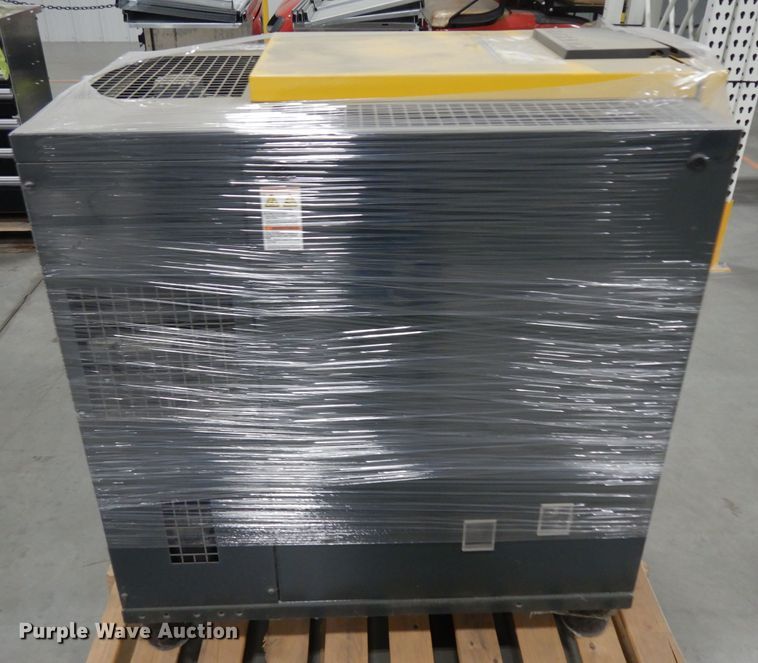 image for item IP9053 2016 Kaeser SM10T  air compressor