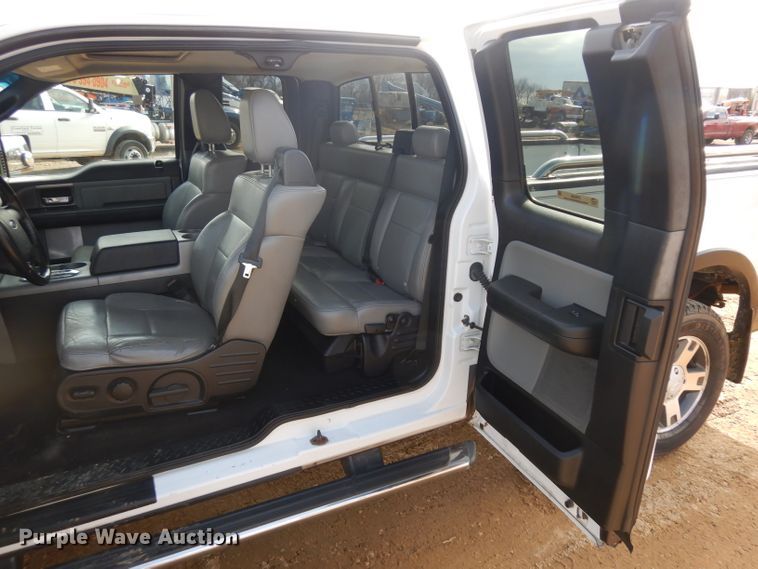 image for item IP9056 2005 Ford F150  SuperCab pickup truck