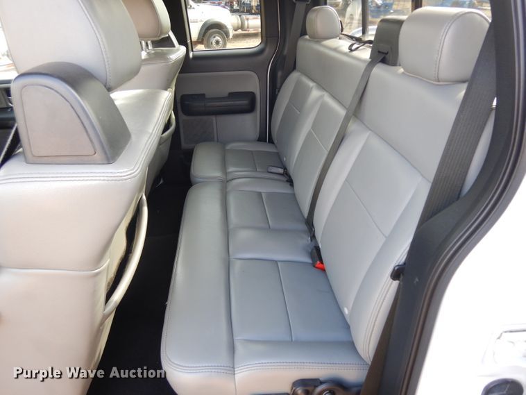 image for item IP9056 2005 Ford F150  SuperCab pickup truck