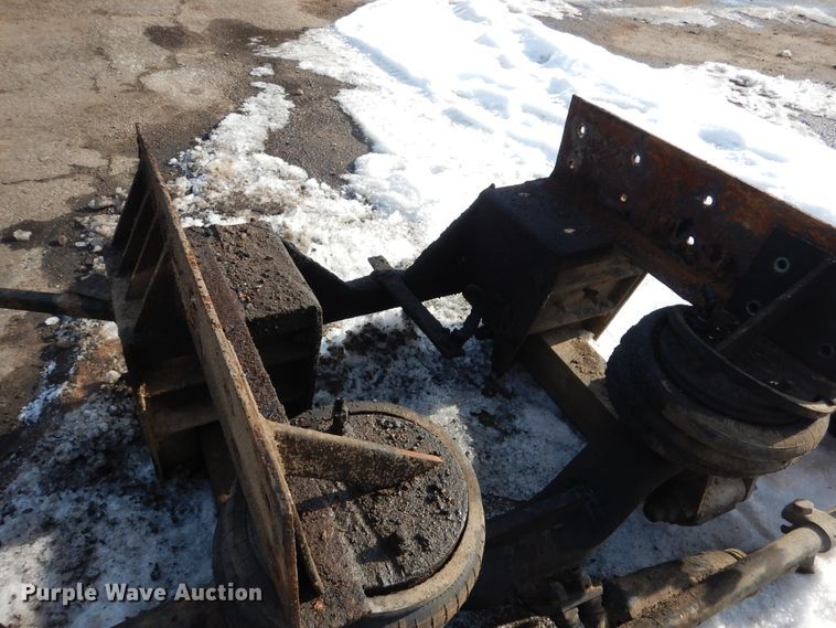 image for item AF9897 (2) Silent drive lift axles