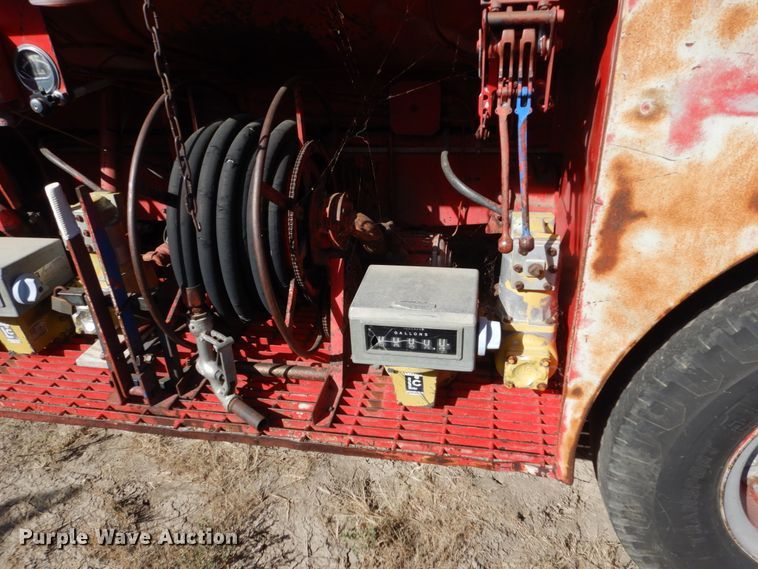 image for item DC8910 1962 Ford F702  fuel truck