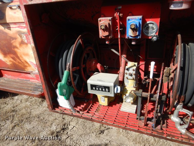 image for item DC8910 1962 Ford F702  fuel truck