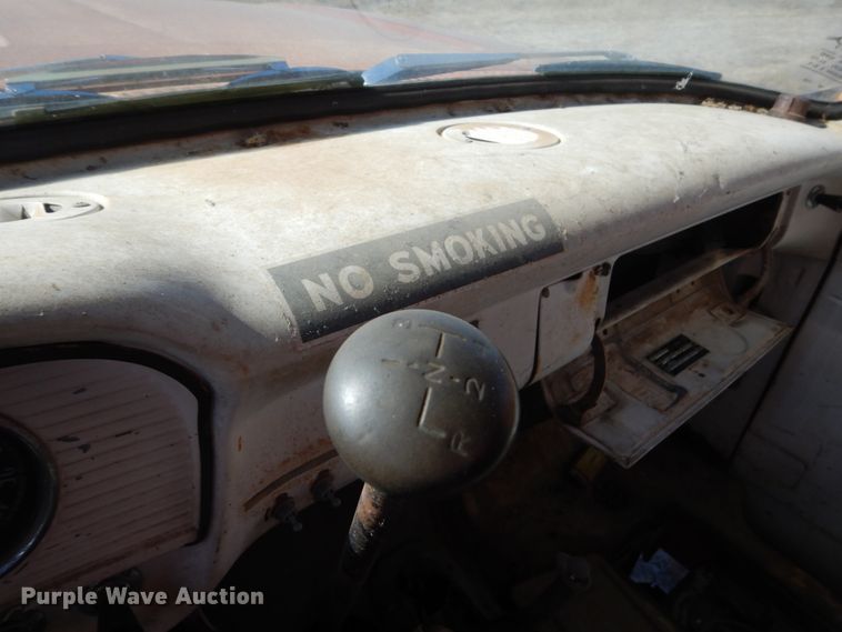 image for item DC8910 1962 Ford F702  fuel truck