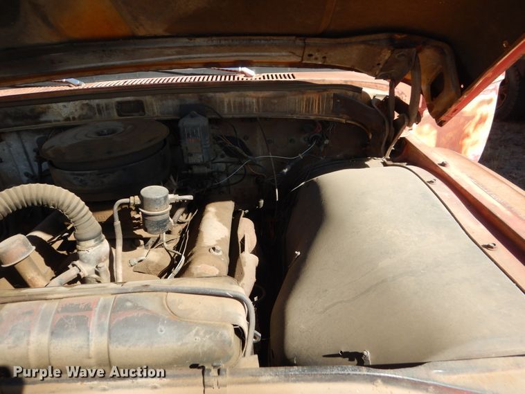 image for item DC8910 1962 Ford F702  fuel truck