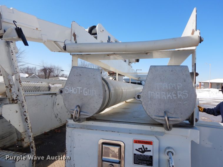 image for item DF6439 2011 Dodge Ram 5500HD  bucket truck