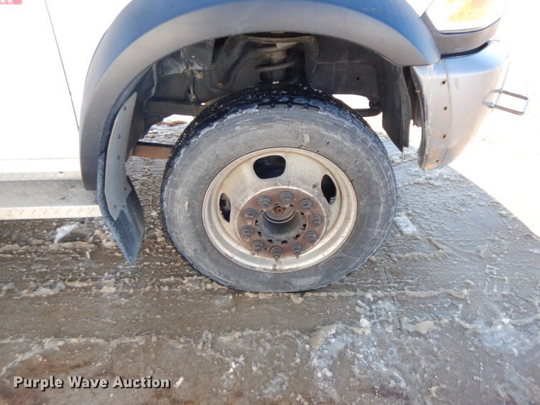 image for item DF6439 2011 Dodge Ram 5500HD  bucket truck