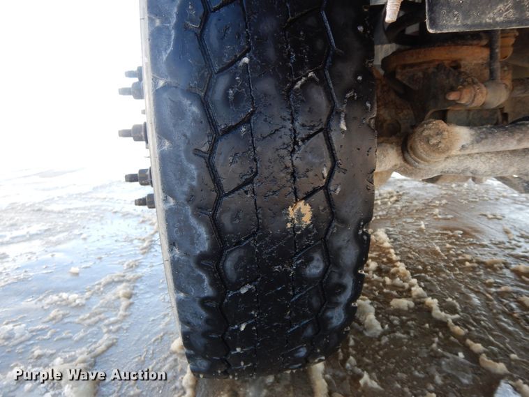 image for item DF6439 2011 Dodge Ram 5500HD  bucket truck