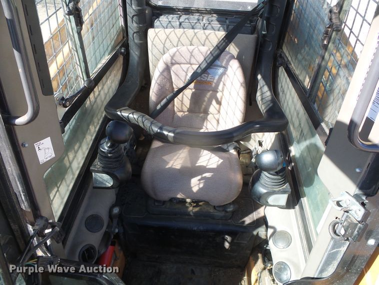 image for item DG8484 2014 Case TR270  tracked skid steer loader