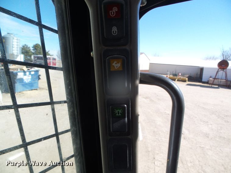 image for item DG8484 2014 Case TR270  tracked skid steer loader