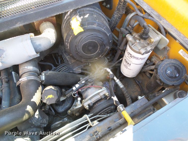 image for item DG8484 2014 Case TR270  tracked skid steer loader