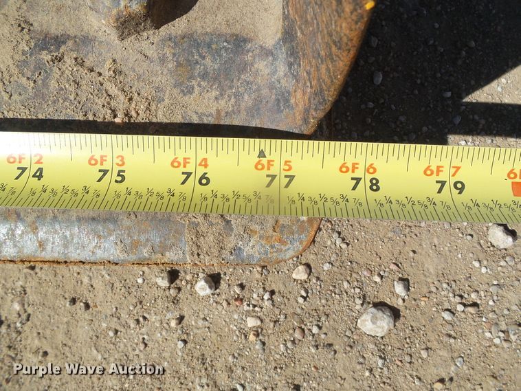 image for item DG8484 2014 Case TR270  tracked skid steer loader