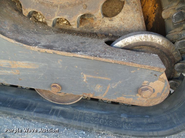 image for item DG8484 2014 Case TR270  tracked skid steer loader