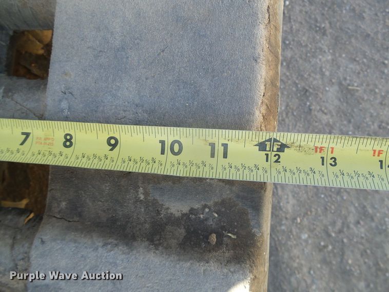 image for item DG8484 2014 Case TR270  tracked skid steer loader