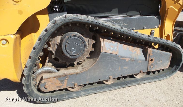 image for item DG8484 2014 Case TR270  tracked skid steer loader