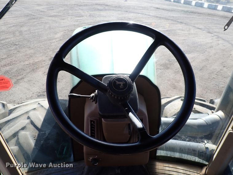 image for item DJ0065 John Deere 9530 Scraper Special  4WD tractor