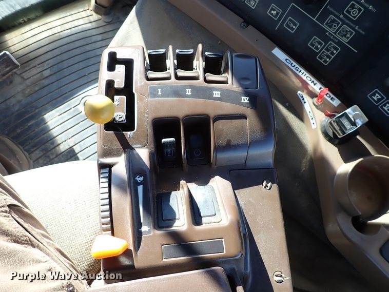 image for item DJ0065 John Deere 9530 Scraper Special  4WD tractor