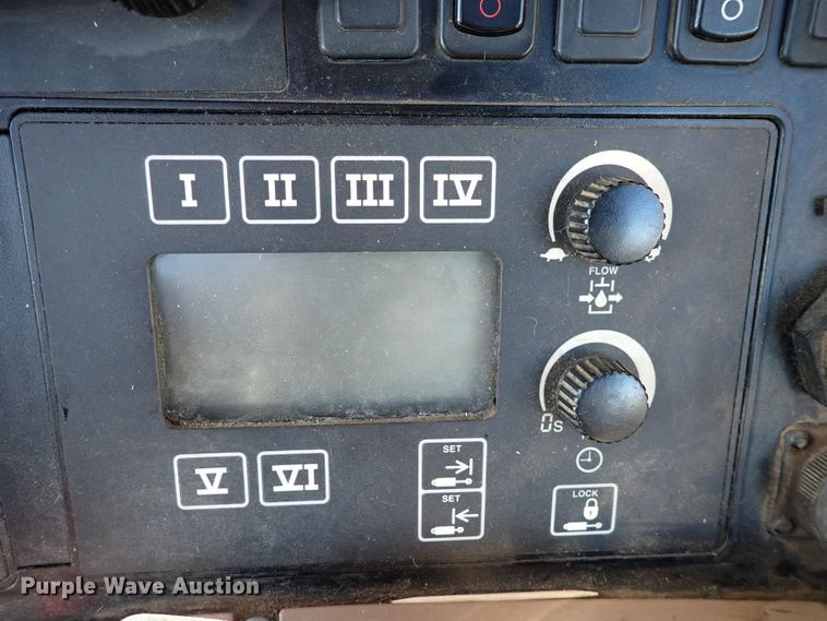 image for item DJ0065 John Deere 9530 Scraper Special  4WD tractor