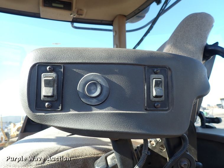 image for item DJ0065 John Deere 9530 Scraper Special  4WD tractor