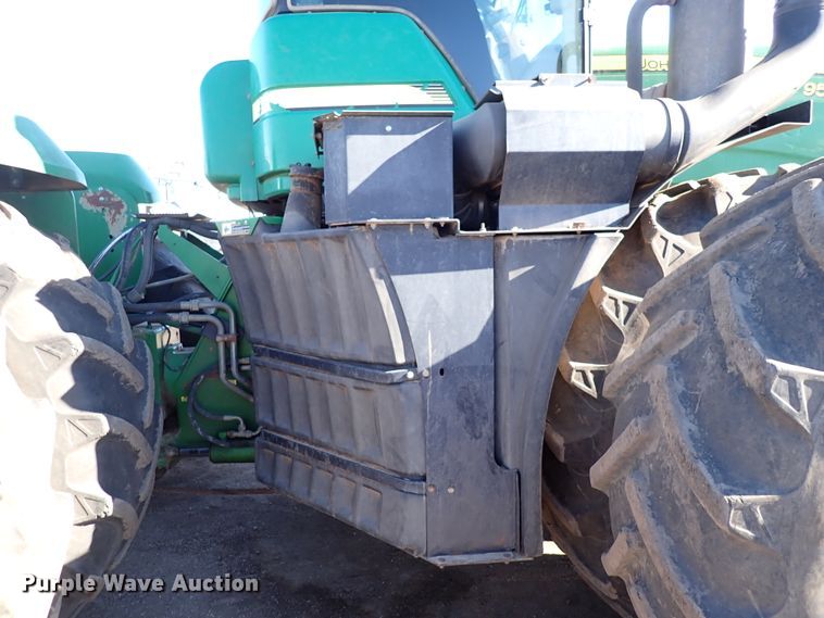 image for item DJ0065 John Deere 9530 Scraper Special  4WD tractor