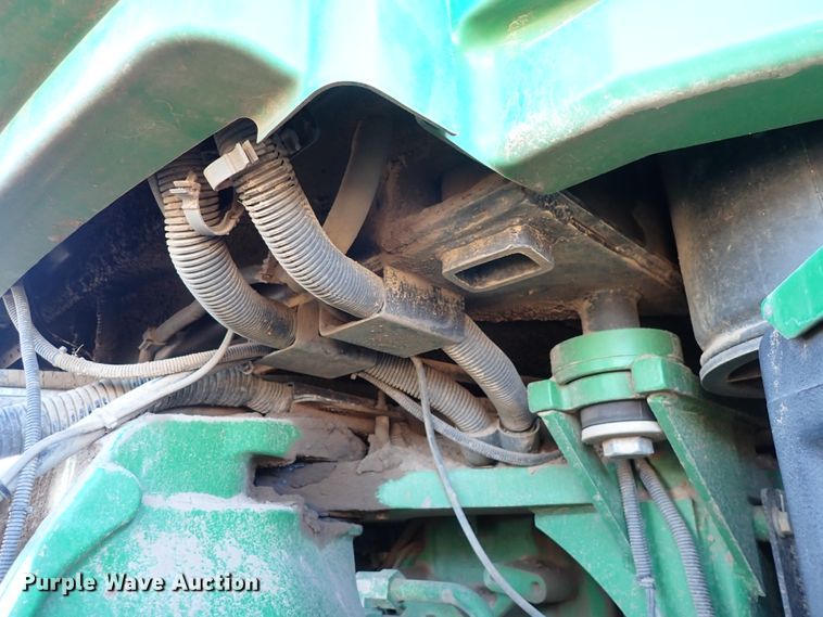 image for item DJ0065 John Deere 9530 Scraper Special  4WD tractor