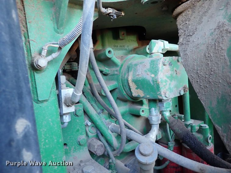 image for item DJ0065 John Deere 9530 Scraper Special  4WD tractor